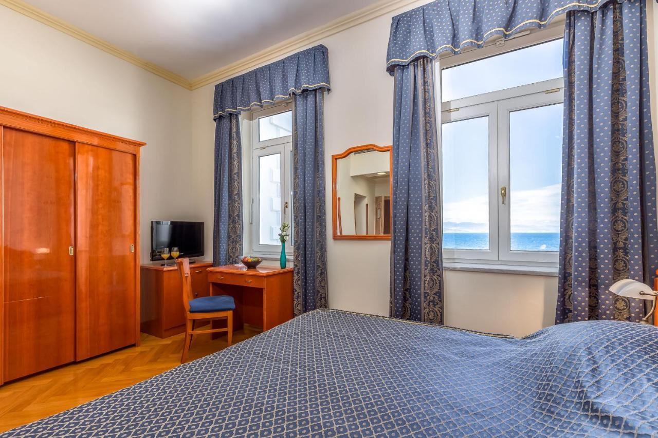 Hotel Galeb Opatija Exteriér fotografie