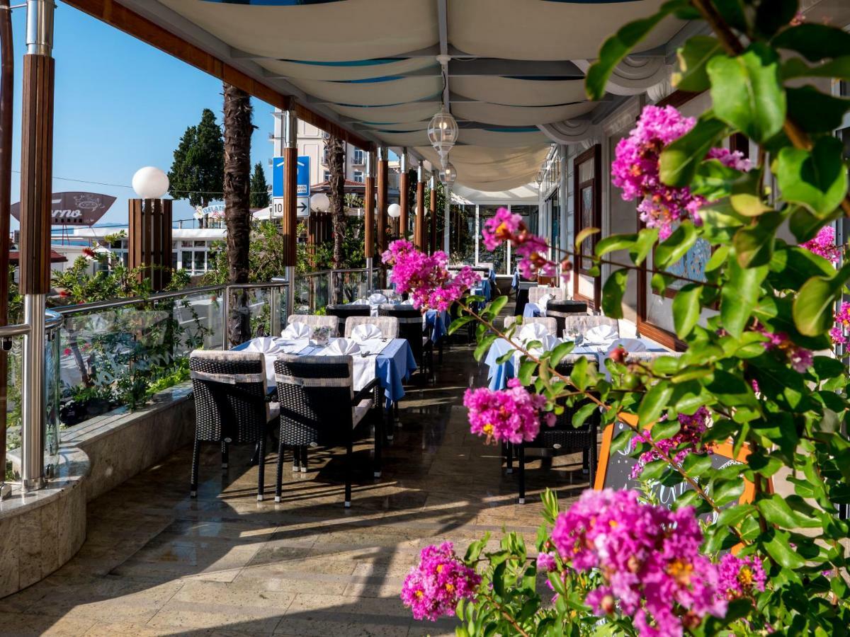 Hotel Galeb Opatija Exteriér fotografie